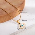 Collana a catena di serpente dorata con ciondolo malocchio in smalto bianco da donna - Occhio Ciglia 2526 / Oro