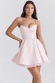 Dettaglio mini abito in raso rosa stile balletcore con pizzo a rete e corpino aderente - S / Rosa