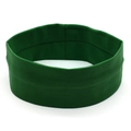 Dettaglio della fascia yoga verde scuro con texture a maglia e cuciture rinforzate - verde oliva