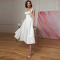 Elegante vestido de novia midi en satén blanco con escote corazón y silueta línea A - S (US 2) / Blanco Roto