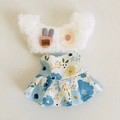 Plüsch-Hasenohren-Top und blaues Blumenkleid für 17cm Puppen und Plüsch-Anhänger - Passend für 17cm Puppe / Plüschmantel + Blau Blumenrock / Blau und Weiß