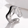 Unregelmäßiger Wellenring aus Edelstahl mit schwarzer Emaille für Damen - Einstellbar Offen / Silber mit schwarzer Emaille