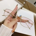Retro square metal sunglasses with gold frame and pink lenses in hand display - Golden Frame / Double Pink Lens