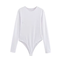 Detailaufnahme eines weißen Langarm-Bodys mit flacher Liegefläche und Größenetikett am Hals - S / Weiß