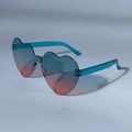 Lunettes de soleil cœur sans monture avec verres dégradés bleu-rose et branches translucides - Dégradé Bleu Rose