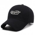 Klassieke zwarte baseballpet met wit Kaiyan borduursel en een gebogen klep - Zwart