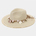 Summer straw sun hat with shell decoration and fringe brim for beach vacations - One Size / Beige