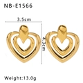 Detail van gouden hart oorbellen met afmetingen 3,5x4,3cm en gewichtsinformatie 13g - Hol hart-stijl (NB-E1566-G) / 18K goud