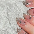 Almond-shaped glitter press-on nails with silver rhinestones on a clear gradient base - K043【24pcs】 / Boxed (jelly Gel + Granules)