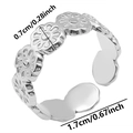 Detail showing 0.7cm daisy flower dimensions on adjustable stainless steel ring - Silver