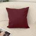 Minimalistischer quadratischer Kissenbezug in Weinrot für Sofa und Wohndekoration - Ohne Kissenfüllung / Burgunderrot
