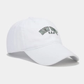 Detalle de gorra de béisbol blanca vintage con bordado verde NEW YORK U.S.A relieve - Blanco