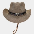 Detail van een western strohoed met etnische band en zilveren stierenkop versiering - Eén maat / Beige & Bruin Tweekleurig