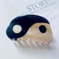 Black and cream yin yang hair claw clip with marble texture acetate finish - Black / Large (9.5cm)