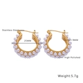 Détail de boucles d'oreilles créoles en acier doré 18k avec perles et dimensions - Style Créole Ronde Pavée de Perles (E150)