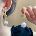 Orecchini pendenti dorati con cornice di cristalli e grande perla bianca - Stile Pendente con Perla Rettangolare Geometrica (66#) / Oro-Bianco