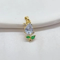 Dettaglio ciondolo a tulipano con zircone a goccia e pietre marquise verdi su base oro - Piccolo / Bianco