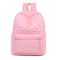 Zaino rosa trapuntato da donna con cuciture a rombi e tasca frontale con cerniera leggera - Rosa