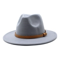 Detail of grey fedora hat featuring a brown snakeskin leather band with metal buckle - M (56-58cm) / Light Gray