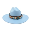 Sombrero de jazz en lana azul claro con ala plana y banda con piedras étnicas - Azul cielo