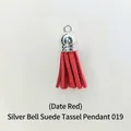 Petit pompon en daim rouge foncé avec embout argenté pour bricolage de porte-clés - Pompon Style 19 Bordeaux Argent