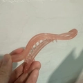 Pince à cheveux de type requin en plastique rose translucide de forme torsadée pour femme - Rose Brillant