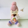 Set aus rosa Strickmütze und Schal mit süßer Kaninchenpuppe und Pompons für Kinder - Rosa Hasen Set