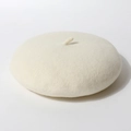 Elegante crèmewitte wollen baret voor dames met een klassiek minimalistisch ontwerp - Eén maat / Melkwit