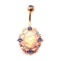 Roségoldener Bauchnabelpiercing mit ovalem Opal und lila Strass-Schmetterling - Ovaler Opal Stil (#2)