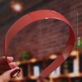Minimalist brick red wave headband made of glossy plastic for daily face washing - Brick Red (Simple Glossy)