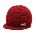 Winter gebreide muts voor dames in dieprood met fleecevoering en strass strikje - Rood