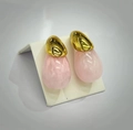 Pear-shaped earrings with 18k gold-plated metal and translucent pink resin droplets - Smooth Teardrop / Pink