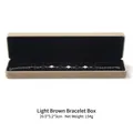 Light tan velvet bracelet box 20.5x5.2x3cm with plush interior and clover jewelry - Knot Light Khaki - Long Chain Box / Metal Velvet Wrapped Box