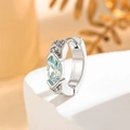 Orecchini huggie in argento con pietra marquise azzurra e cristalli incastonati - Orecchino Huggie Zirconia Blu Mare Chiaro Marquise - Pezzo Singolo (A-427)