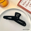 Schwarze beflockte Haarklammer 13x5,5cm, elegante matte Samt-Haarspange für Damenfrisuren - Büroklammer / Schwarz