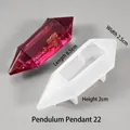 Vue détaillée du moule en silicone pour pendule et cristal de résine avec feuilles d'or - Pendule No. 22