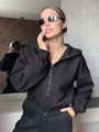 Two-piece black slim hooded zip-up sweatshirt and joggers set for women's activewear - S / Black