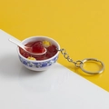 Miniatur-Schlüsselanhänger mit blau-weißer Porzellanschüssel und chinesischem Dessert - Nr.3 Jujube und Lotussamen-Suppe (Schlüsselanhänger)