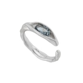 Anillo de plata con textura irregular y una elegante piedra ovalada gris azulado - Color Oro Blanco (Talla 14/Ajustable)
