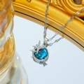 Collar de acero de titanio con colgante de piedra azul estrellada con luna y estrellas - Piedra Galaxia Estrella y Luna (C533 Plateado Estrella)