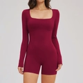 Slim fit κορμάκι με μακρύ μανίκι σε βαθύ μπορντό με τετράγωνη λαιμόκοψη και ραφές σχήματος - M / Κόκκινο του Κερασιού
