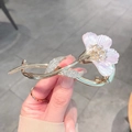Elegant gold-plated flower hair clip with pale pink pearlescent petals and crystals - Pink Pearlescent Flower Alloy Hair Clip