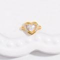Vue détaillée du connecteur pendentif cœur S925 avec zircone pour la création de bijoux - Style Coeur Or