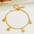 Elegant gold daisy pendant bracelet with box chain and adjustable extender for women - Four Chrysanthemum Pendant Bracelet (N601) / Gold