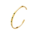 Detail van de 18k vergulde C-vormige armband met vijf smaragdgroene zirkoonstenen - Goud met groene stras