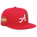 Détail d'une casquette snapback rouge avec broderie dense et écusson Los Angeles Airport - Réglable / Rouge