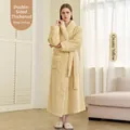 Accappatoio spesso in pile corallo giallo crema con cintura e tasche laterali - M / Giallo Crema (Donna)