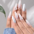 Uñas postizas metalizadas plateadas con mariposas aurora 3D y purpurina en forma de ataúd - Estilo Mariposa Aurora Plateado Metálico (BKS1086)