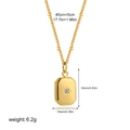 Dettaglio del ciondolo in oro con zircone, catena da 45cm e specifiche di peso 6,2g - Rettangolo a Raggi di Sole