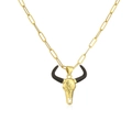 Detalle del colgante de cabeza de toro chapado en oro 18K con grabados en cadena de clip - Calavera de Toro Oro Negro